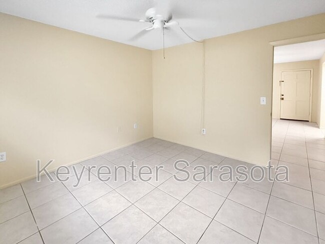 Foto del edificio - 2411 8th St