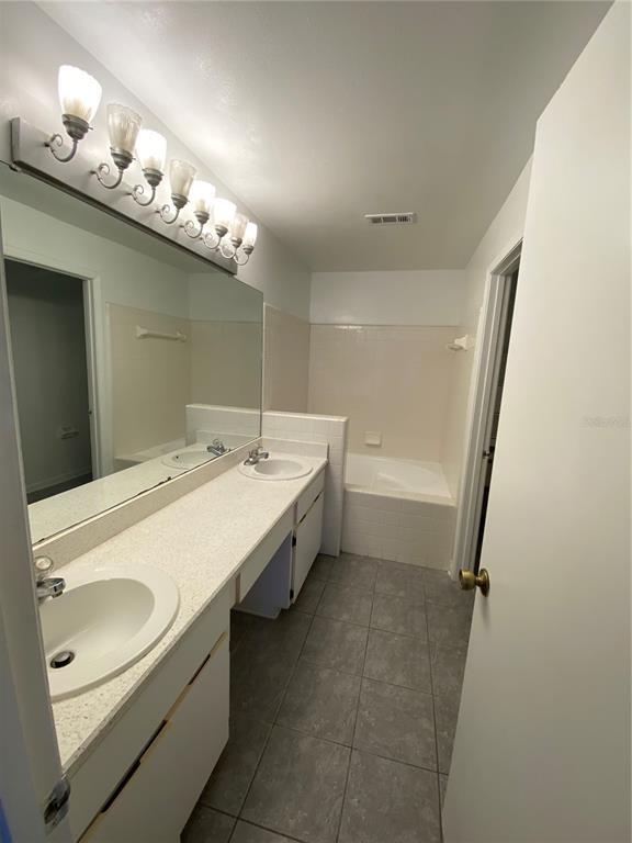 Building Photo - 4138 Napa Ct