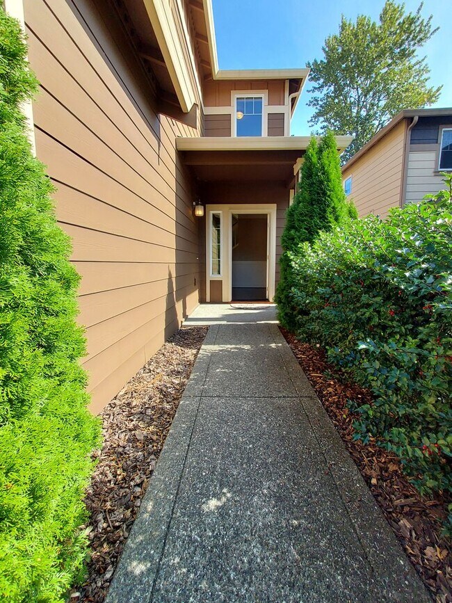 Foto del edificio - Lovely 3 bedroom home located in Auburn!