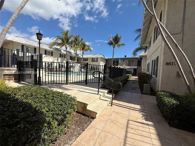 Foto del edificio - 8607 SW 68th Ct