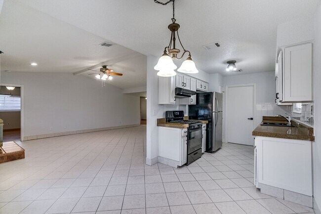 Foto del edificio - 5722 Shreveport Dr