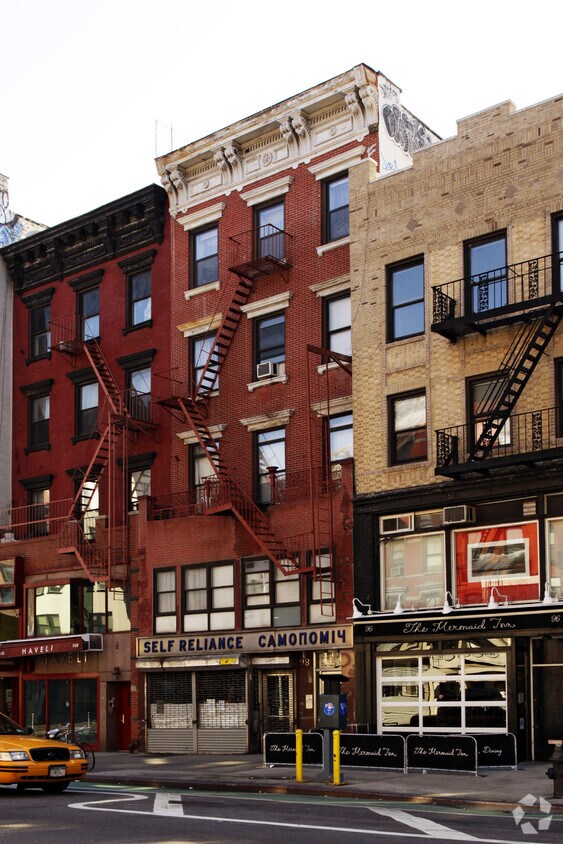 Building Photo - 98 2nd Ave