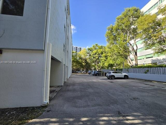 Building Photo - 2920 SW 28th Terrace