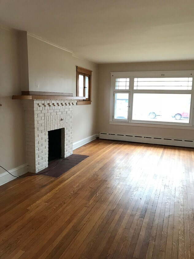 318 W Marion St, South Bend, IN 46601 Townhome Rentals in South Bend IN