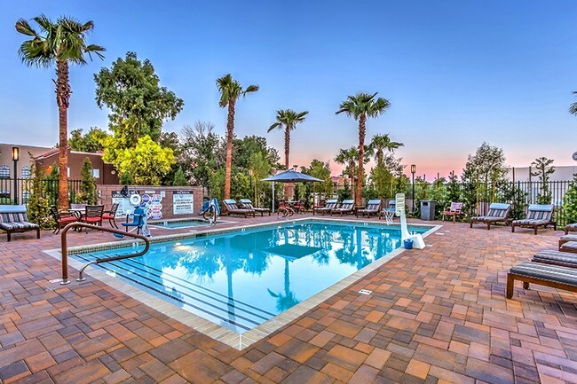 Acapella Duet Apartments Las Vegas Nv Apartments Com