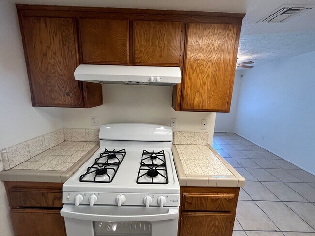 Foto del edificio - 66445 5th St