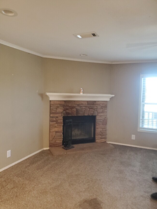 Foto del edificio - 1118 Meadowlark Dr