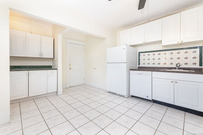 Foto del edificio - 124 Park Rd