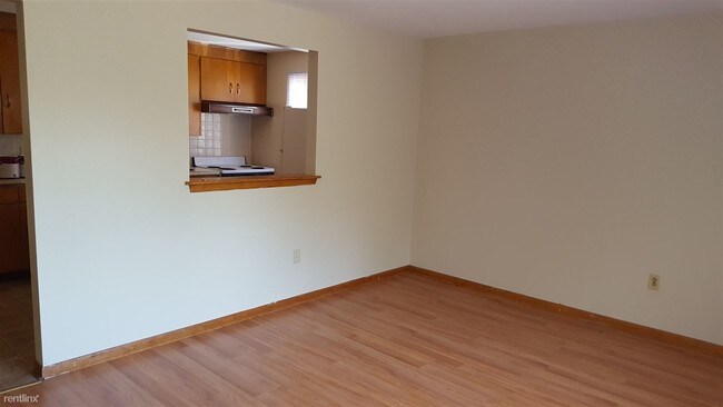 Building Photo - 26 Forrestal Ln