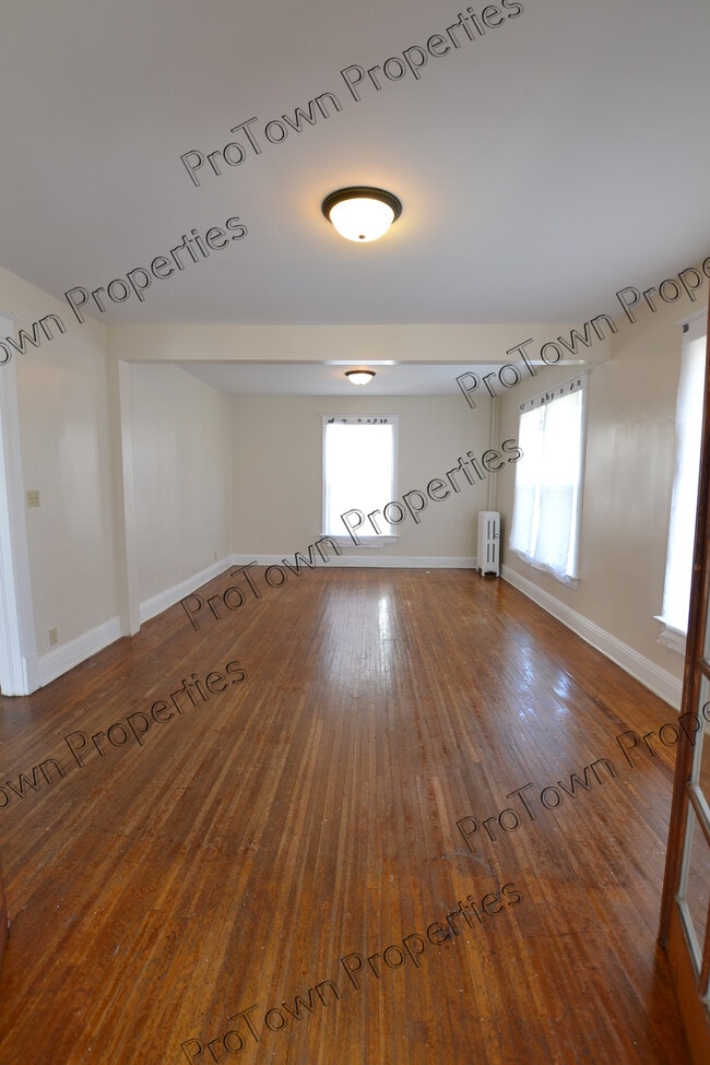 Foto del edificio - 125 Hunter Ave