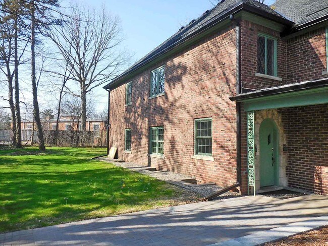 Foto del edificio - 1832 Vinewood Blvd