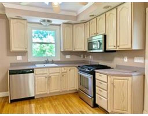 Primary Photo - 452 Maple Rd