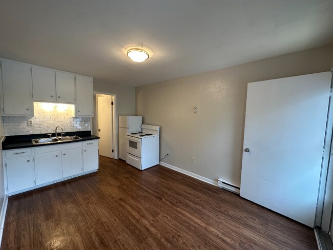 Building Photo - 6995 W 200 N