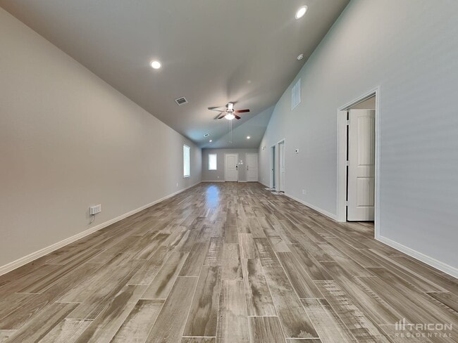 Building Photo - 9849 Gln Brk Ln