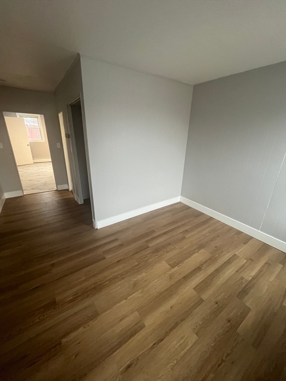 Building Photo - 185 Marion St