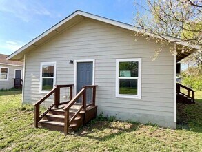 Building Photo - 2630 Observation Dr