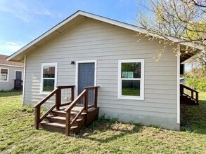 Building Photo - 2630 Observation Dr