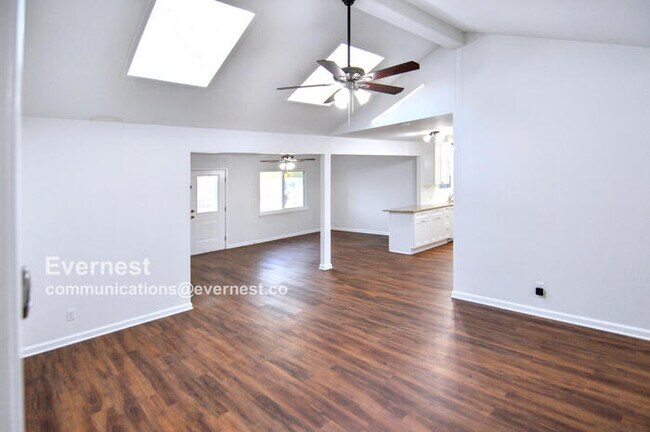 Building Photo - Spacious 3-Bedroom Home with Fenced Yard &...
