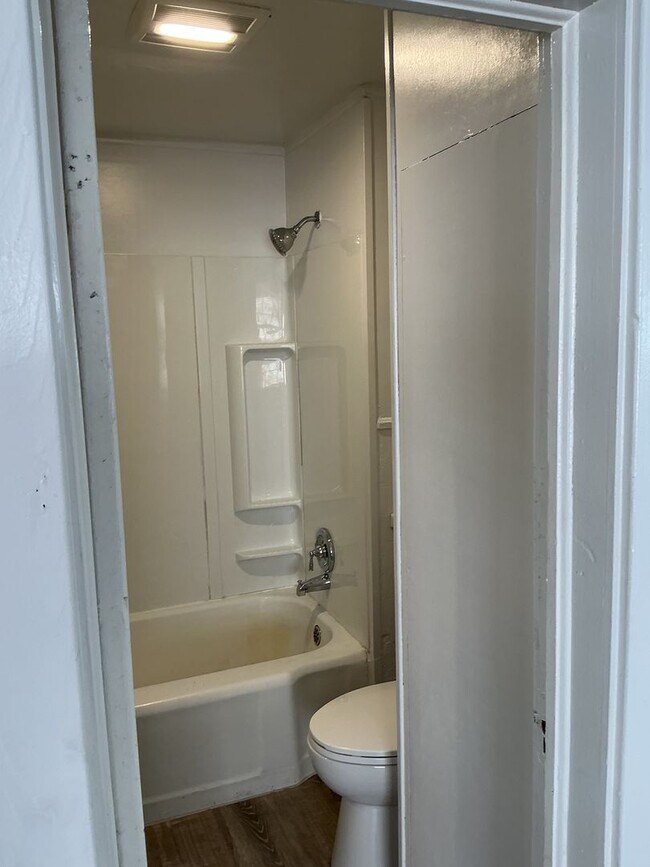 Foto del edificio - Adorable 3 bedroom 1 bath home