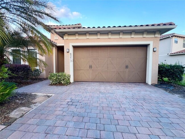 Foto del edificio - 8213 Prestbury Dr