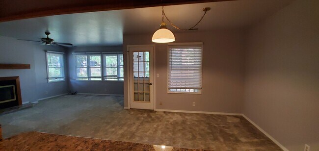 Foto del edificio - Beautiful 2 bed/2 bath condo in Hayden, ID...