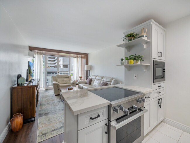 Photo - Stunning Fully Furnished 1 bedroom ALL utilities included! Apartment