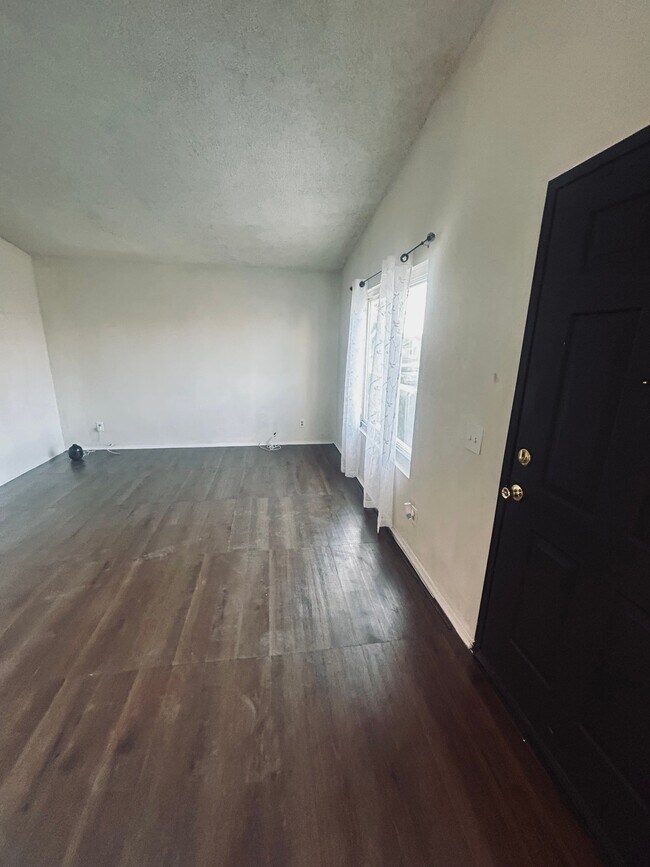 Foto del edificio - 27239 Coronado Way