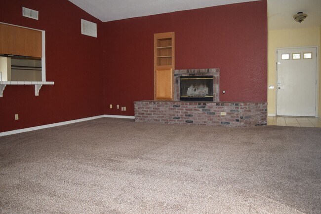 Foto del edificio - 1317 Rice Ln