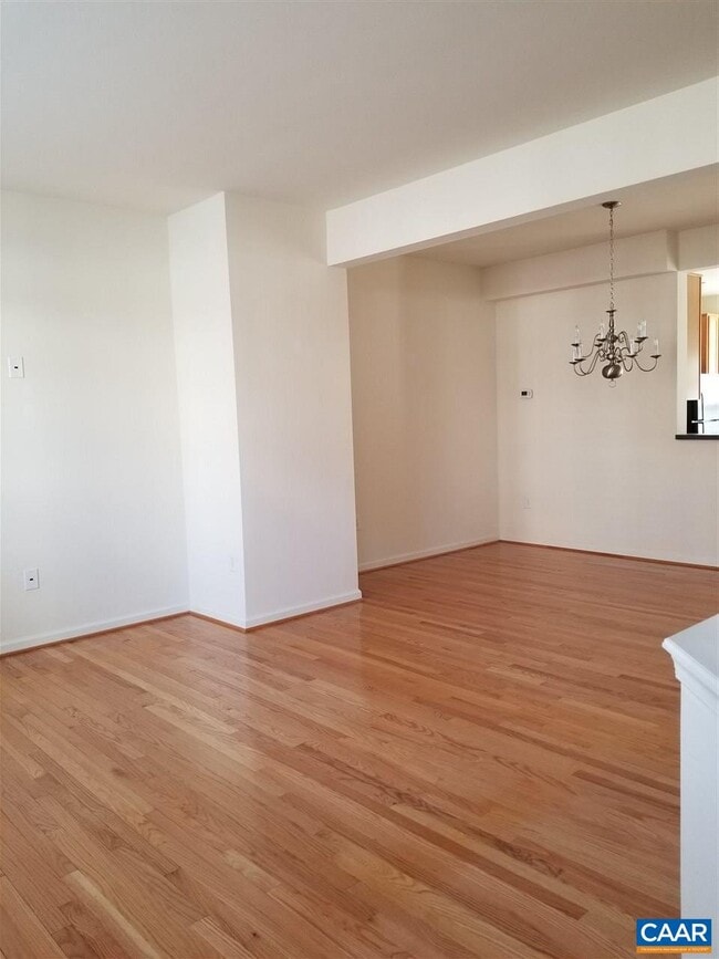 Foto del edificio - 2442 Abington Dr