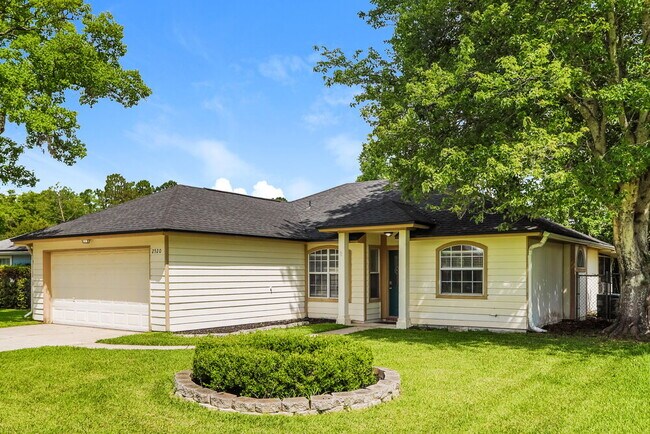 Building Photo - 2520 Ambrosia Dr