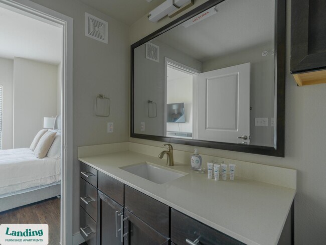 Foto del edificio - 1002 Katy Gap Rd