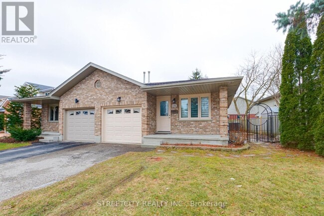 Building Photo - 131 Killarney Rd