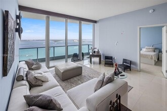 Building Photo - 1331 Brickell Bay Dr