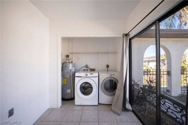 Foto del edificio - 3706 SE 10th Ave