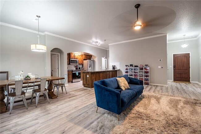Foto del edificio - 3004 SW Oakleigh Rd