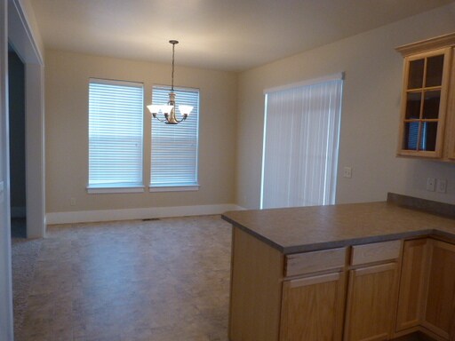 Building Photo - 137 Villa Ct