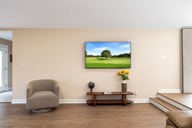 Foto del edificio - 190 Country Club Dr