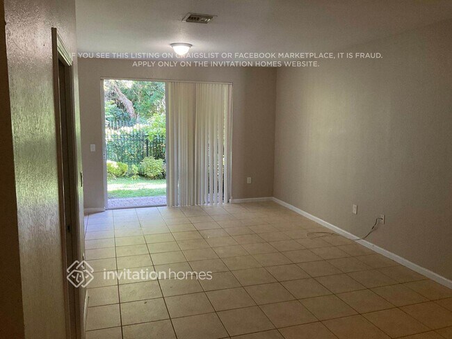 Foto del edificio - 8214 SW 29th St