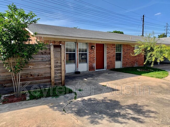 Building Photo - 2408 Ventura Dr