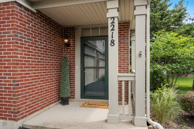 Building Photo - 2218 Rockefeller Dr