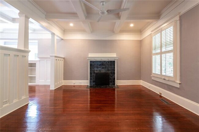 Foto del edificio - 706 Elbert St SW