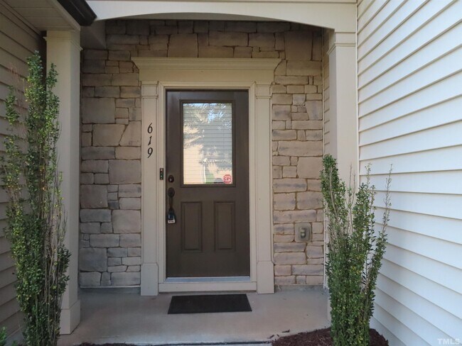 Foto del edificio - 619 Brier Crossings Loop