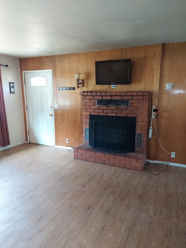 Foto del edificio - 4 bedroom cabin with fireplace