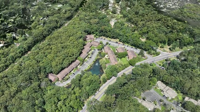  - Willow Lake Apartments