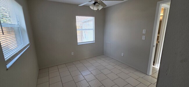 Foto del edificio - 2/1 Home in suberb location, pet friendly!