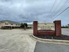 Building Photo - 806 Baldwin Rowe Cir
