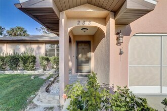 Building Photo - 233 Chamber St NW