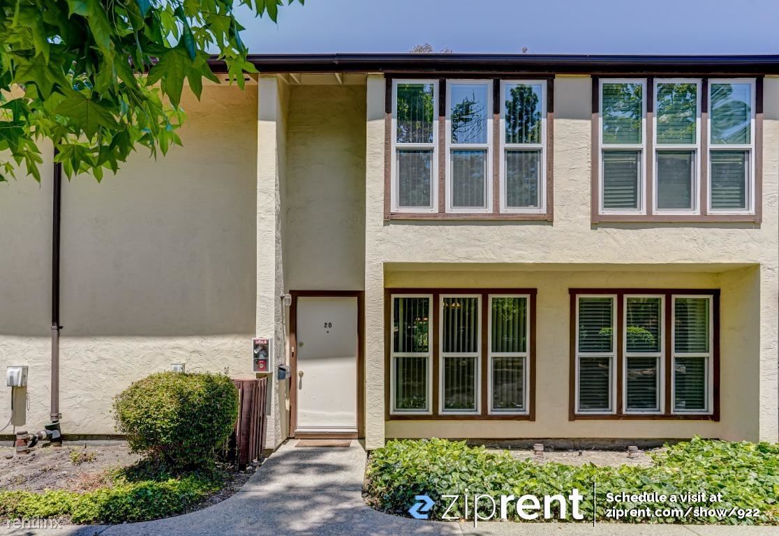 Primary Photo - 3 br, 2.5 bath Condo - 28 Camelback Ct, Pl...