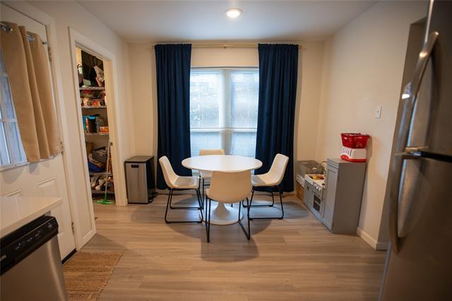 Foto del edificio - 3703 W 6th St