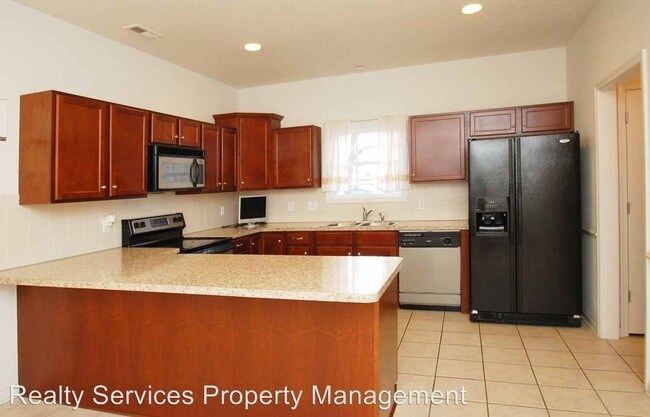 Building Photo - 238 Capital St